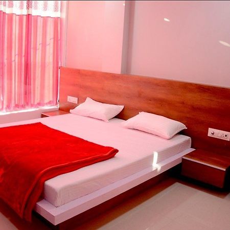 Hotel Tathastu Ujjain Εξωτερικό φωτογραφία